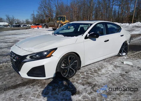 2023 Nissan Altima Sr Intelligent Awd from USA, damaged, VIN 1N4BL4CW5PN343915